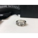 クロムハーツのピアス