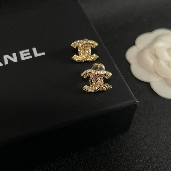 シャネルのピアス