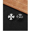 クロムハーツのピアス