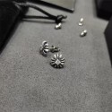 クロムハーツのピアス