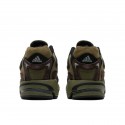 adidas Originals Response CL