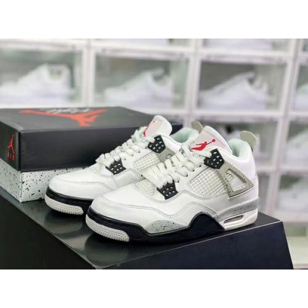 Nike Air Jordan 4