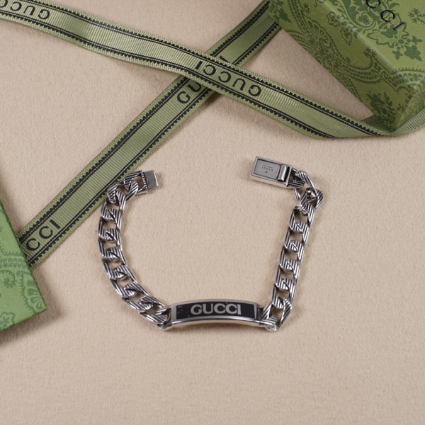 グッチのブレスレット